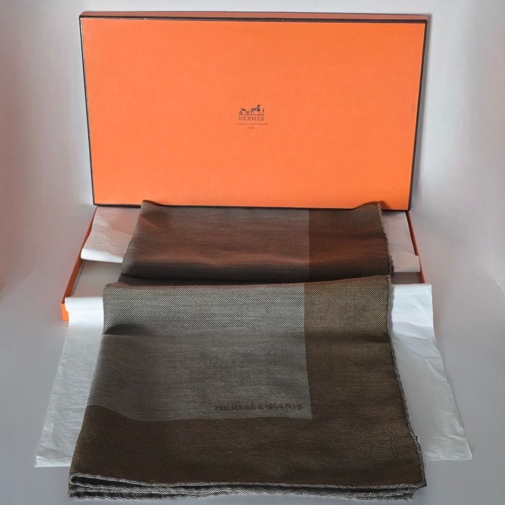 Hermes Two-tone Brown Cotton/Cashmere/Silk Blend Scarf Stole